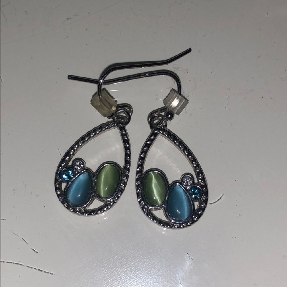 Dangle earrings